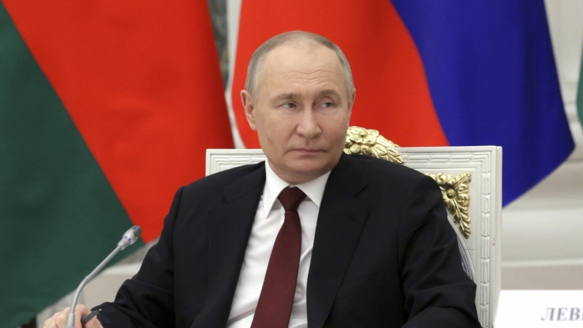 Unz&auml;hlige Bewerber in Vorstellungsgespr&auml;chen kennenlernen ist nichts f&uuml;r Wladimir Putin: Bei der Besetzung von Spitzenpositionen in der Regierung greift der kreml-Chef lieber zu seinen eigenen Verwandten. (Foto)