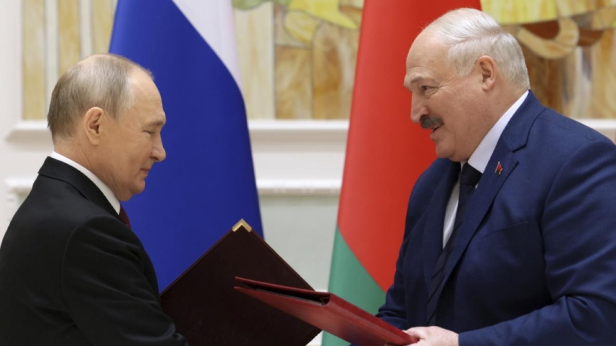 Alexander Lukaschenko gilt als enger Vertrauter von Wladimir Putin. (Foto)