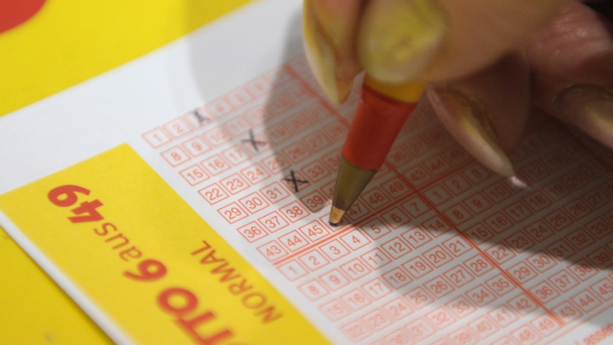 Informationen zu den aktuellen Lottozahlen im Lotto am Samstag, Ziehung der Lotto-Gewinnzahlen bei 6 aus 49, Spiel 77 und Super 6. (Foto)