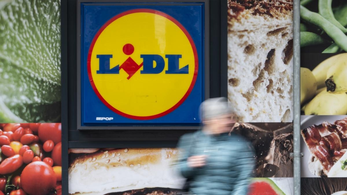 Im September 2026 nimmt der Discounter Lidl bundesweite bestimmte Bratw&uuml;rste aus dem Sortiment - die Gesundheit der Kundinnen und Kunden geht vor. (Foto)