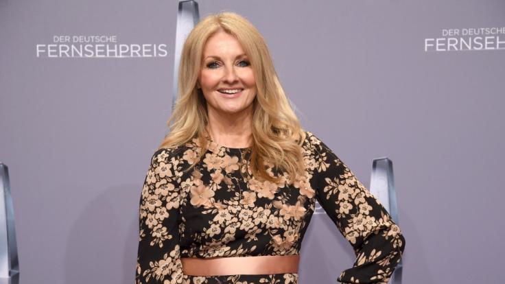 Frauke Ludowig zeigt sich oben ohne auf Instagram.