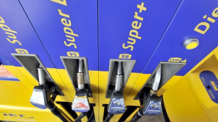 Der Preis für einen Liter Benzin hat verschiedene Bestandteile.