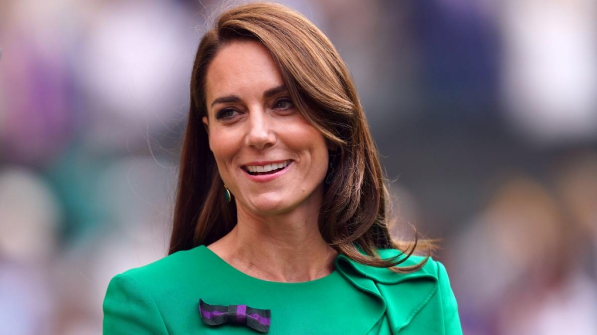 Auch ohne ihren Ehemann Prinz William wei&szlig; sich Prinzessin Kate bestens zu am&uuml;sieren - wie zuletzt bei einem Festival-Besuch in Norfolk. (Foto)