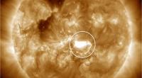 Immer wieder lassen solare Aktivitäten Experten aufmerken - derzeit sind es Sonnenflecken, die von der Erde aus sogar mit bloßem Auge zu erkennen sind und die die Gefahr von Sonnenstürmen steigen lassen (Symbolfoto).