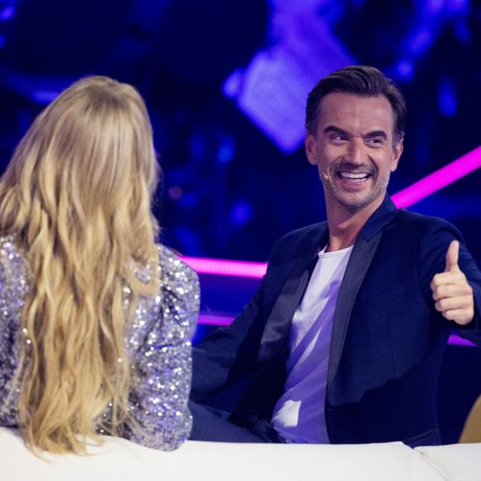 Fans flippen aus! Flori hat 'ne neue Promi-Blondine