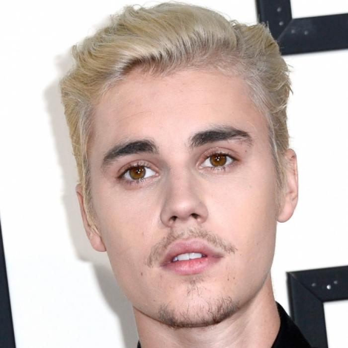 Bieber-Bettgeflüster! Mit IHR steigt er jetzt in die Kiste