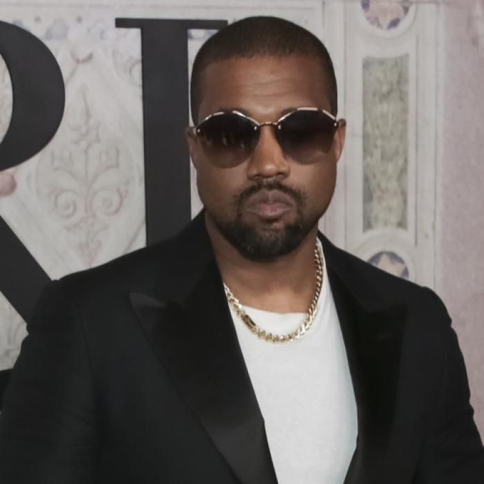 Bei Kanyes Frau fällt schon wieder fast alles raus