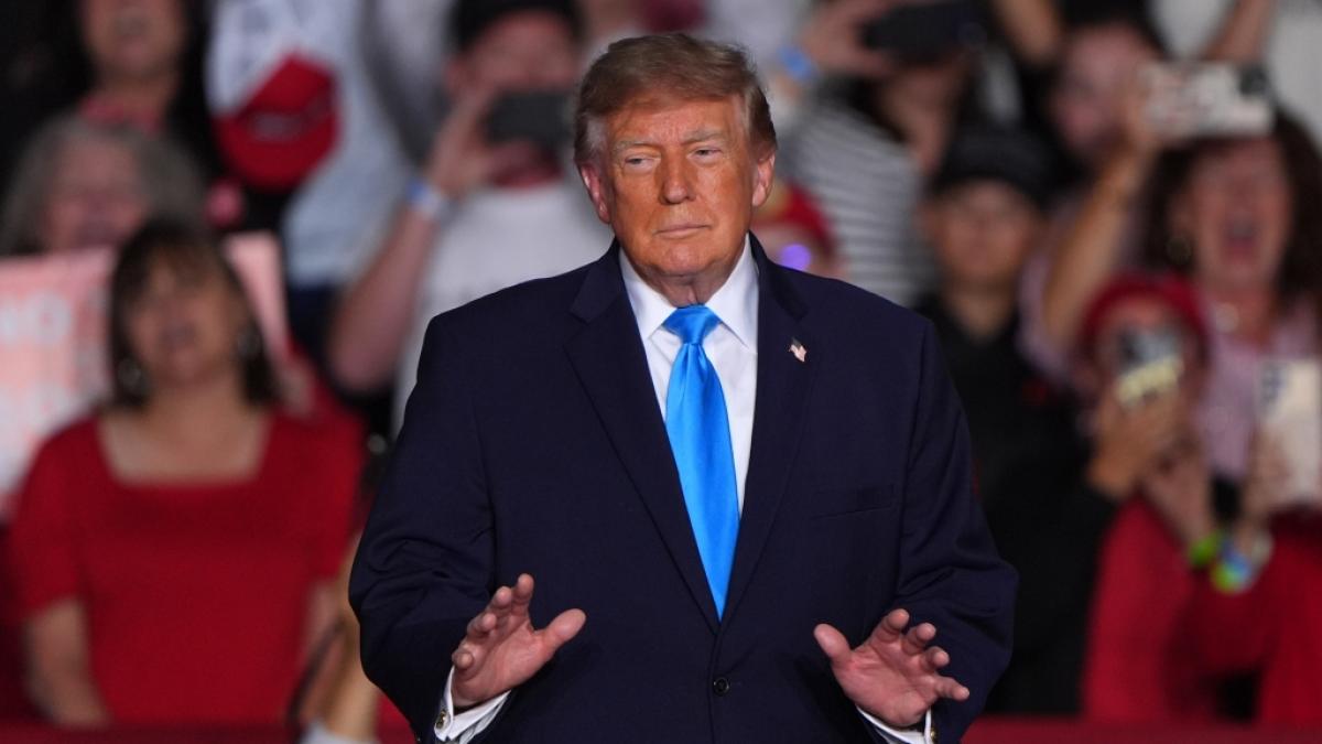 Trump hat Anzug-&Auml;rger: Etikett verr&auml;t peinlichen Widerspruch. (Foto)