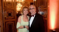 Ex-Bundesfinanzminister Theo Waigel ist in zweiter Ehe mit Frau Irene Epple-Waigel verheiratet.