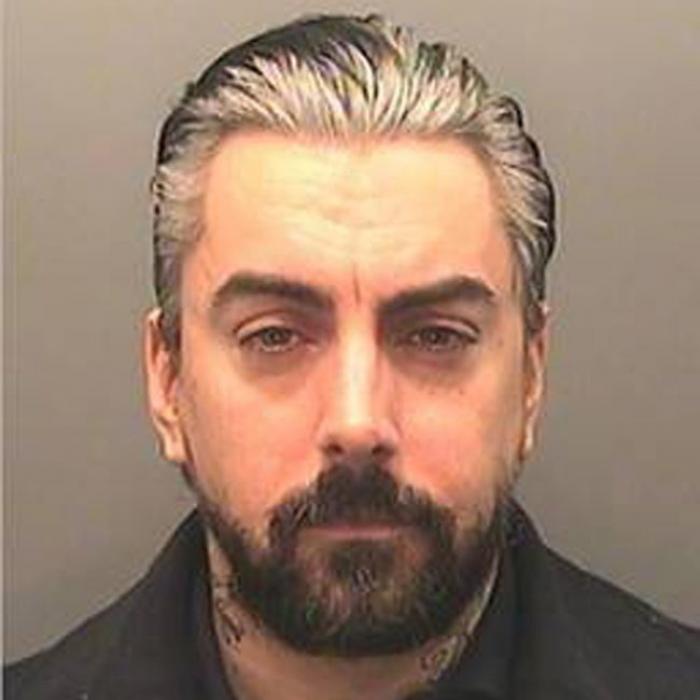 Im Knast brutal niedergestochen! So geht es dem pädophilen Ex-Rockstar