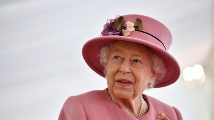 Queen Elizabeth in den Promi-News.