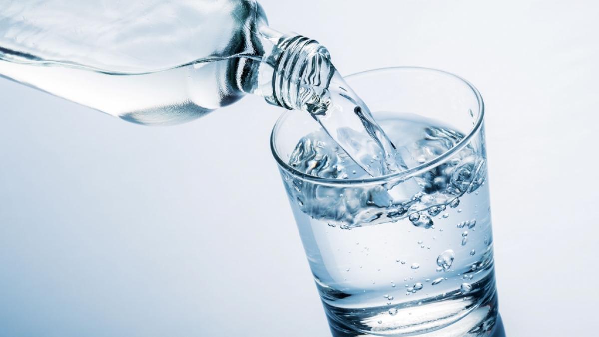 Die Stiftung Warentest hat sich mehrere Mineralwasser-Marken n&auml;her angeschaut. (Symbolfoto) (Foto)