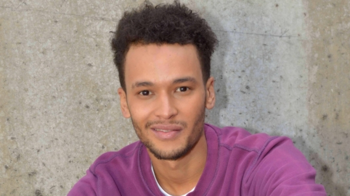 GZSZ-Schauspieler Thando Walbaum kennt die Probleme von Fl&uuml;chtlingen seit seiner Kindheit. (Foto)