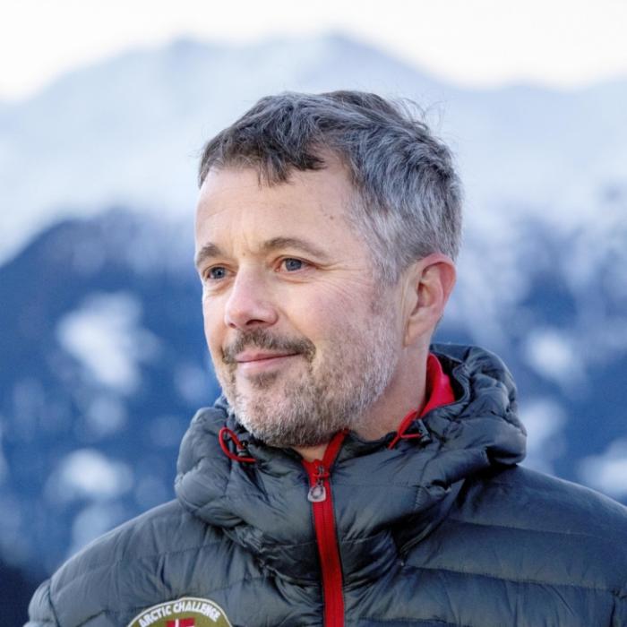 Schock! Royal bei Unfall auf Skipiste verletzt - Operation!