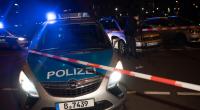 Ein stark angetrunkener Mann soll in der Berliner U-Bahn ein kleines Kind misshandelt haben.