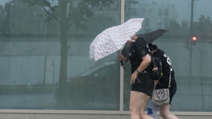 Das Wetter gestaltet sich zum Start in den Monat August wenig einladend - statt Sonnenschein satt gibt's einen Mix aus Regen und Gewitter.