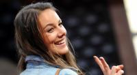 Liebesaus bei GZSZ-Star Janina Uhse: Wie geht die Schauspielerin jetzt mit der Trennung um?