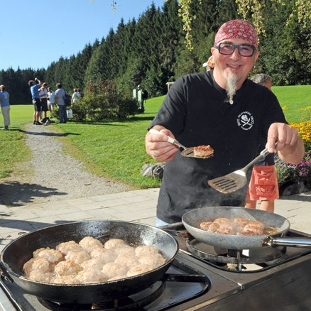 War es Liebe auf den 1. Blick? SO lernte er seine Frau Christine kennen