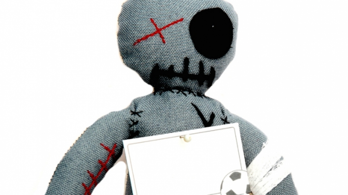 Voodoo Puppe Dunkel (Foto)