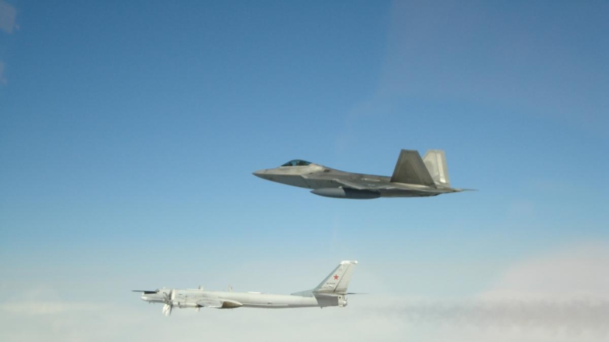 US-kampfjets fangen russische Milit&auml;rflugzeuge in der N&auml;he von Alaska ab. (Foto)