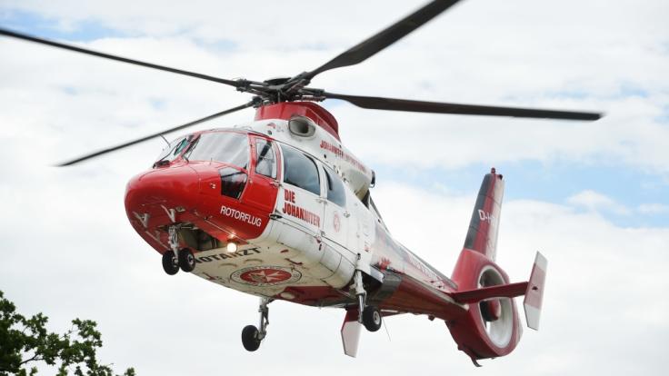 Eine zehnjährige Schülerin wurde bei einem Sturz bei einem Besucherbergwerk im Harz lebensgefährlich verletzt und mit einem Rettungshubschrauber ins Krankenhaus gebracht (Symbolbild).