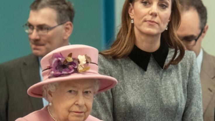 Queen Elizabeth II. soll lange an Kate Middleton gezweifelt haben.