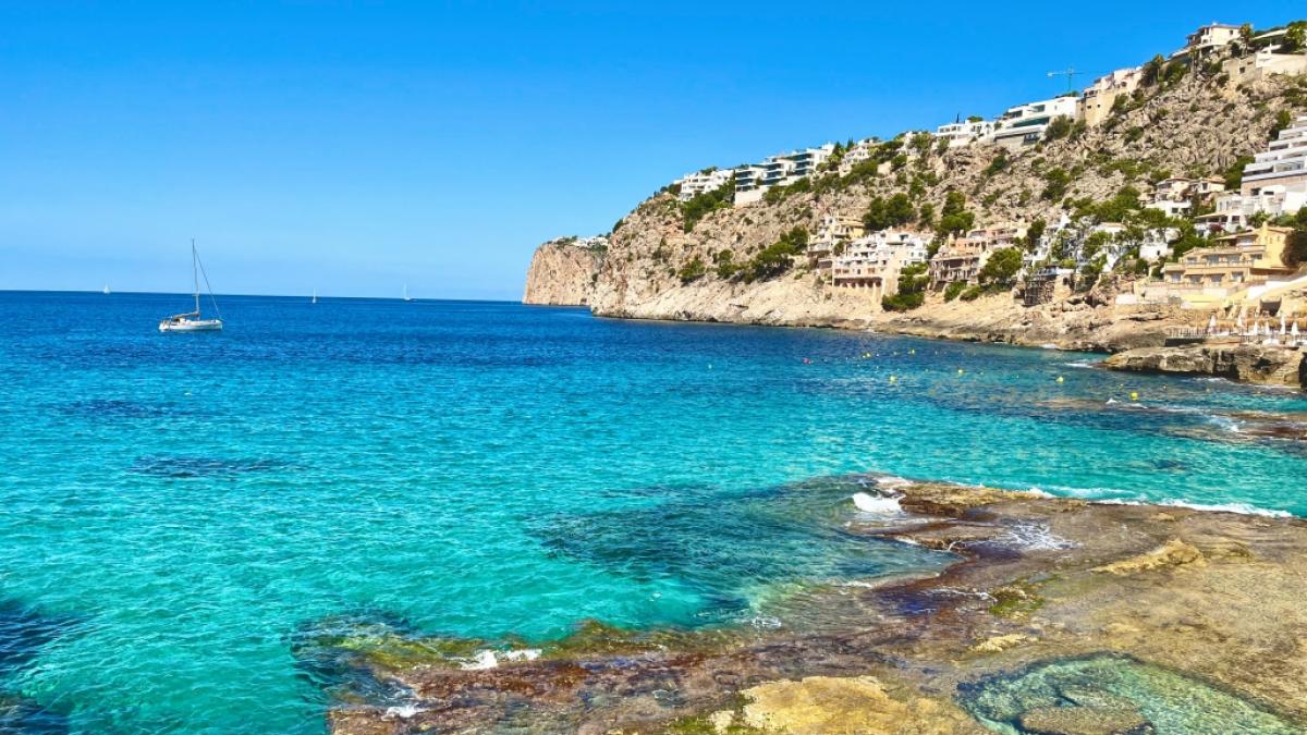 In der Bucht von Cala Llamp auf Mallorca wurde ein Deutscher tot aufgefunden. (Foto)