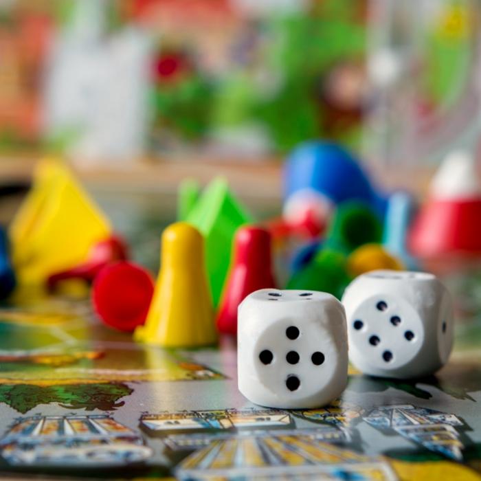 Mit DIESEN Spielen bekämpfen Paare die Corona-Langweile