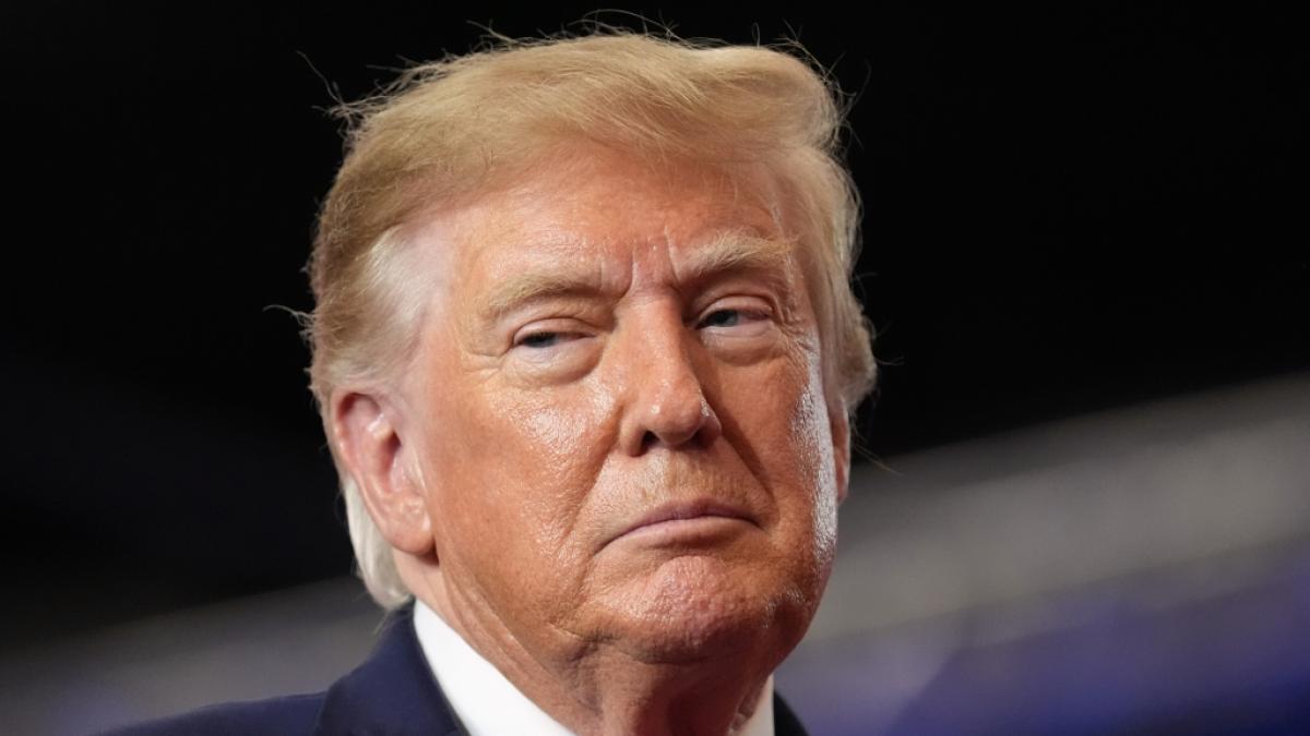 Laut Insider-Kreisen erw&auml;gt US-Pr&auml;sident Donald Trump (80) den n&auml;chsten Iran-Angriff. (Foto)