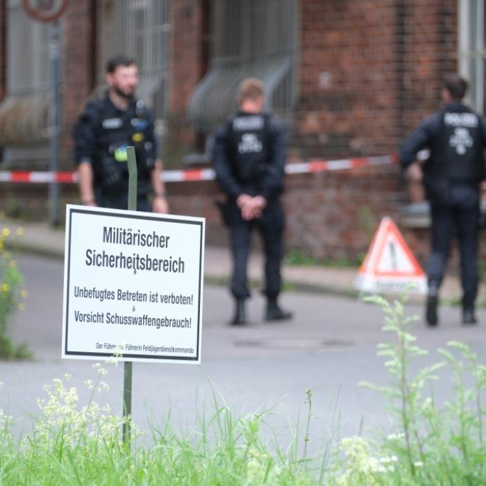Dritter Soldat tot geborgen - Absturz-Ursache weiterhin unklar