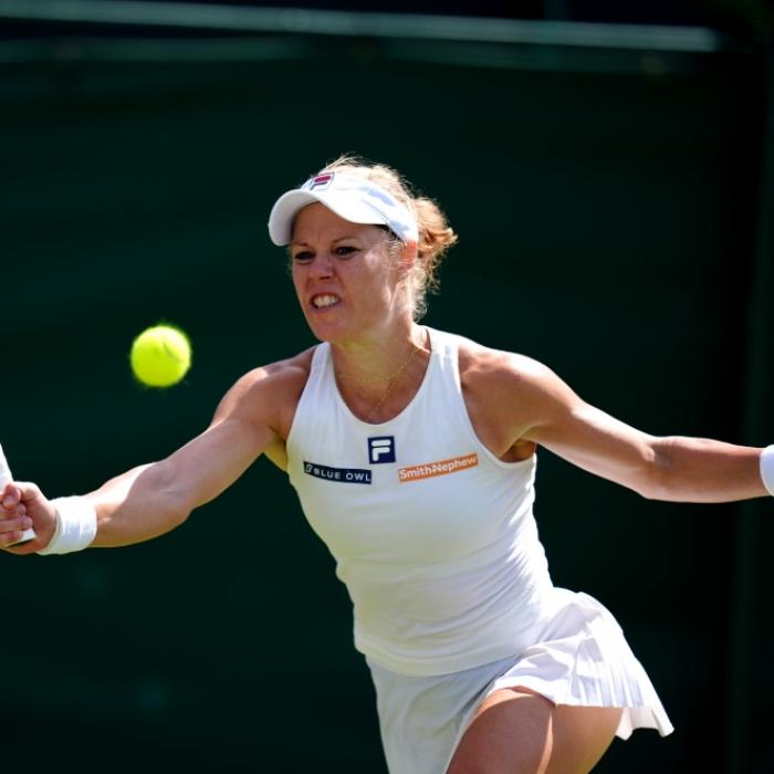Dabrowski/Stefani gegen Siegemund/Zvonareva