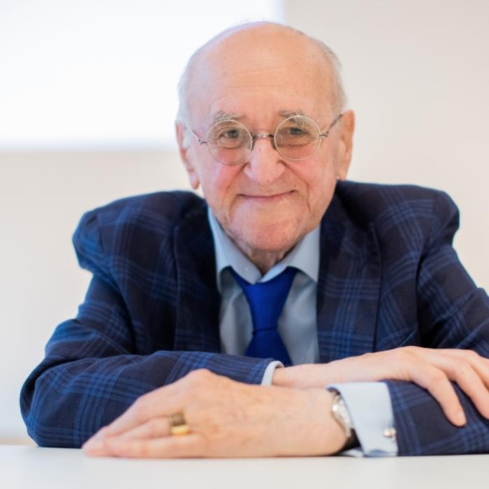 TV-Pionier mit 87 Jahren 