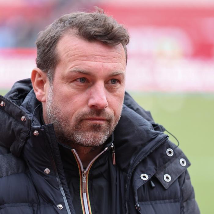 Frau, Kinder, Spieler-Karriere - So lebt der ehemalige Nürnberg-Trainer