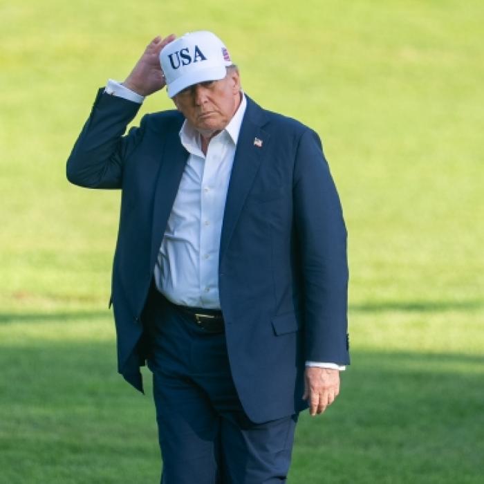 US-Präsident verstört im Superman-Kostüm