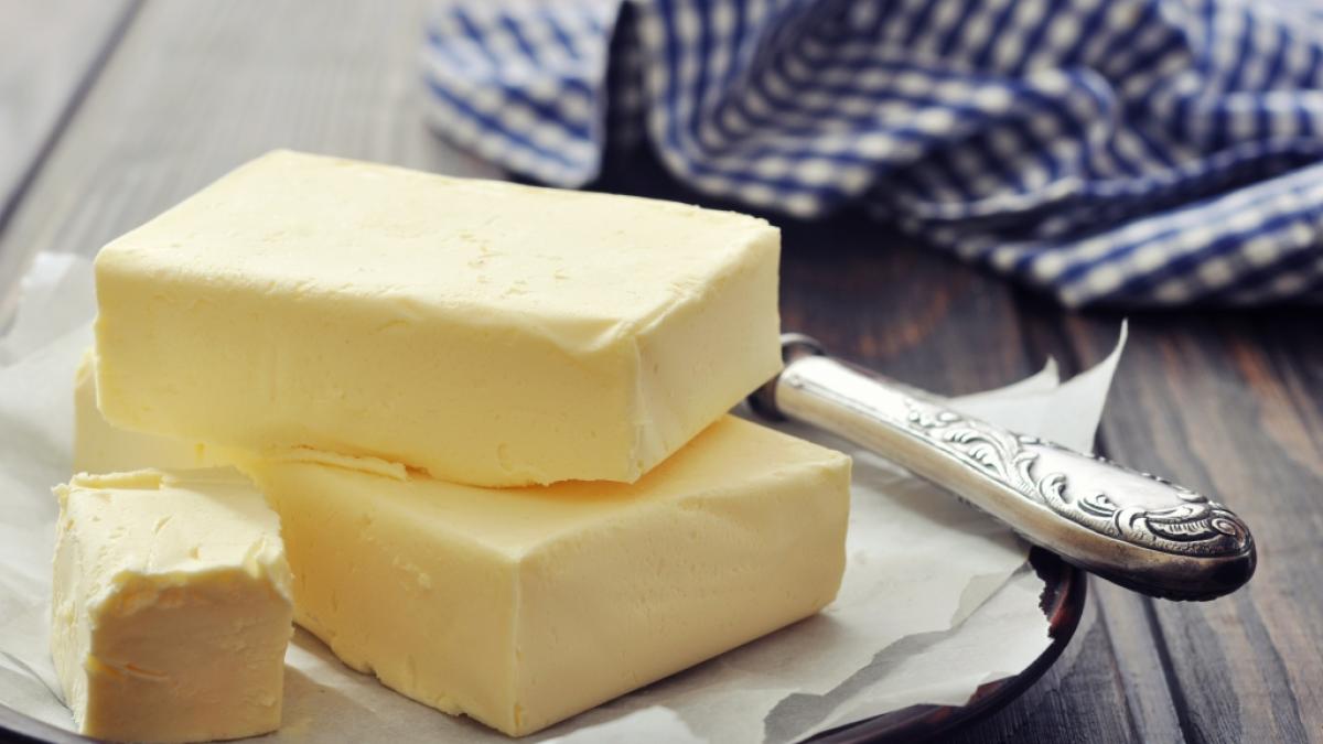 Verbraucher k&ouml;nnen aufatmen: Nach dem Teuer-Schock der vergangenen Monate purzeln die Butterpreise im Discounter derzeit in den Keller. (Foto)