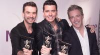 Die Band Klubbb3, Florian Silbereisen, Jan Smit und Christoff de Bolle (l-r), erhält den smago! Award in der Kategorie Lebenswerk bei der Verleihung des 6. smago! Award.