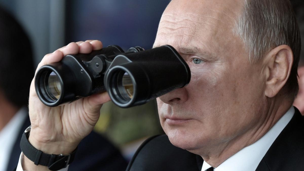 Was plant Wladimir Putin? Gleich zweimal mussten Nato-Flieger zuletzt russische Jets abfangen. (Foto)