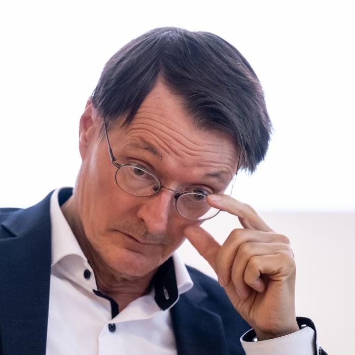 Gesundheitsminister wird zur Lachnummer