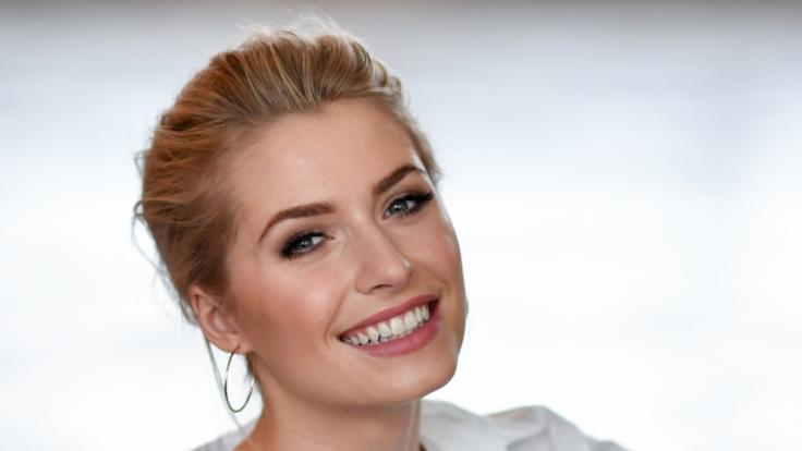 Lena Gercke begeistert mit sinnlichem Oben-ohne-Foto.