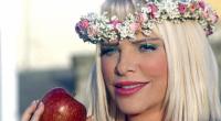Ex-Pornostar Cicciolina bietet Wladimir Putin Sex als Gegenleistung zum Ende des Ukraine-Kriegs.