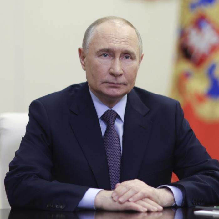 Unfassbar-Video zeigt: Putin-Deserteur zum Sterben in Käfig angekettet