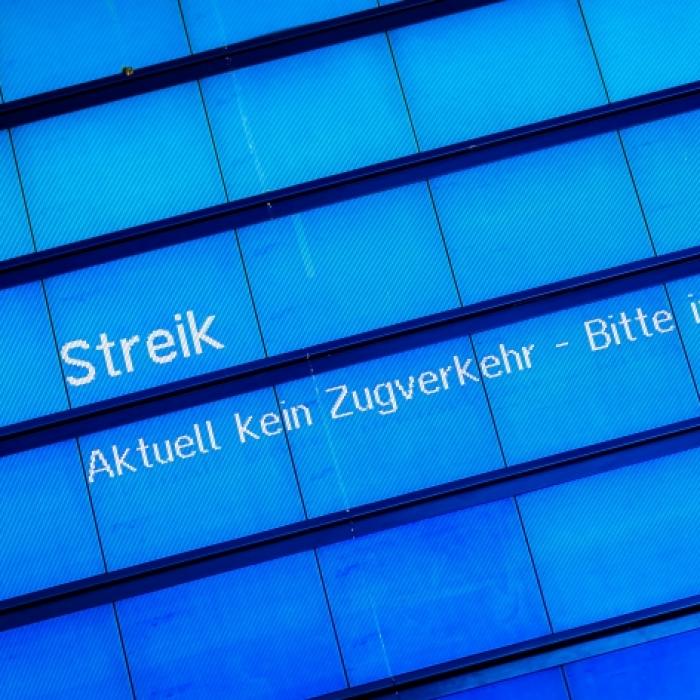 Bewegung im Tarifkonflikt - Wohl erstmal keine Warnstreiks