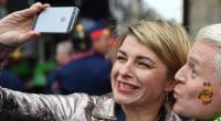 Sabine Heinrich und Guido Cantz beim Rosenmontagsumzug 2019 in Köln.