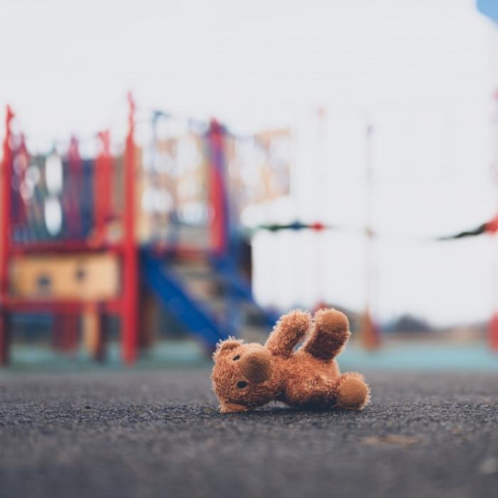 Kind attackiert Kind! 10-Jähriger stirbt nach Spielplatz-Streit