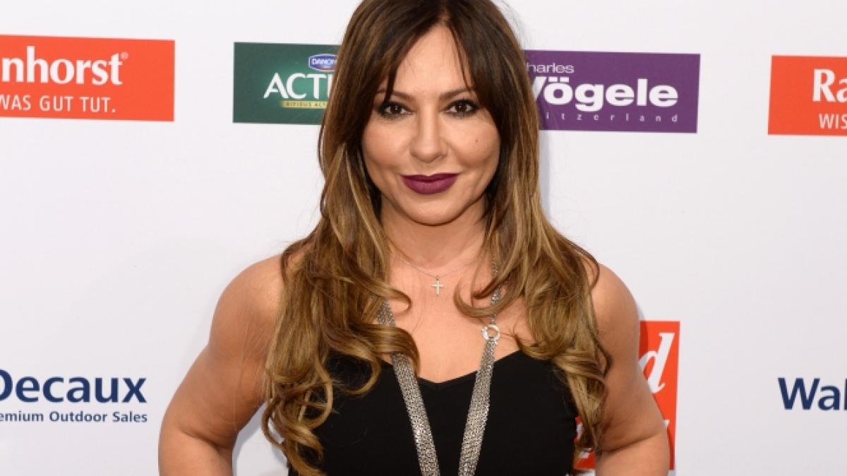 Schauspielerin Simone Thomalla hat nach der Trennung von Silvio Heinevetter einen Neuen zum Schmusen gefunden. (Foto)