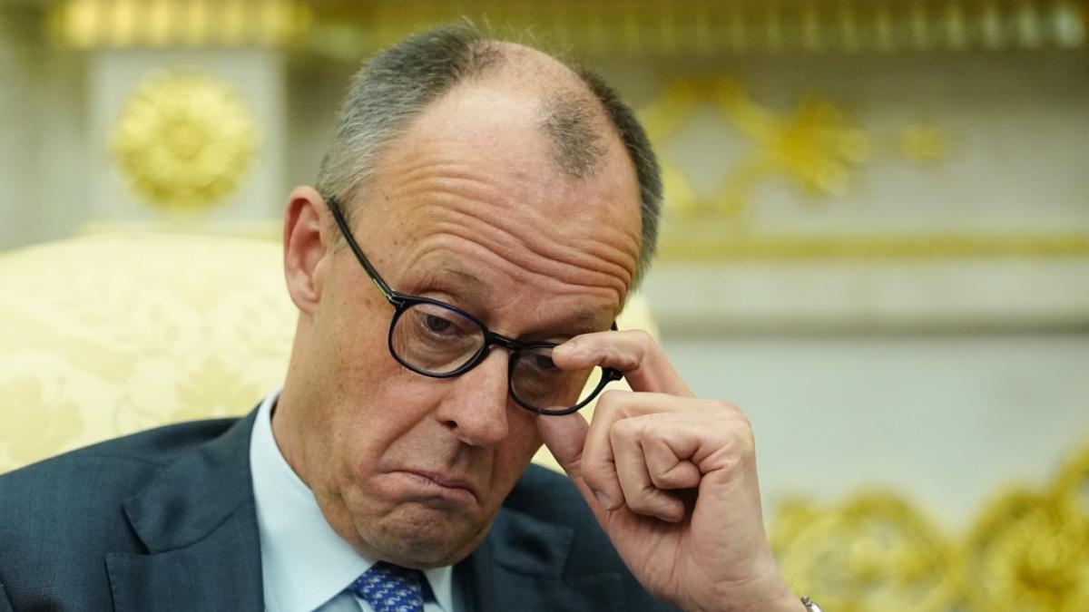 Die Wirtschaftspl&auml;ne der Regierung sorgen f&uuml;r Streit: Der Mittelstand kritisiert das Reformpaket um Spritsteuer und 1000-Euro-Pr&auml;mie scharf. Auch Opposition und Gewerkschaften melden Zweifel an. (Foto)