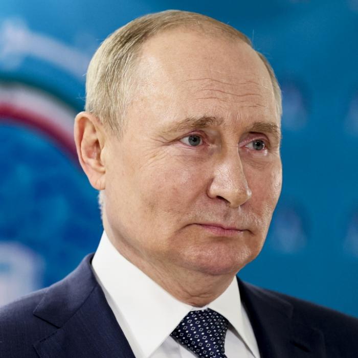 Nach Schwarzmeer-Blamage! Gedemütigter Putin beseitigt Flottenchef