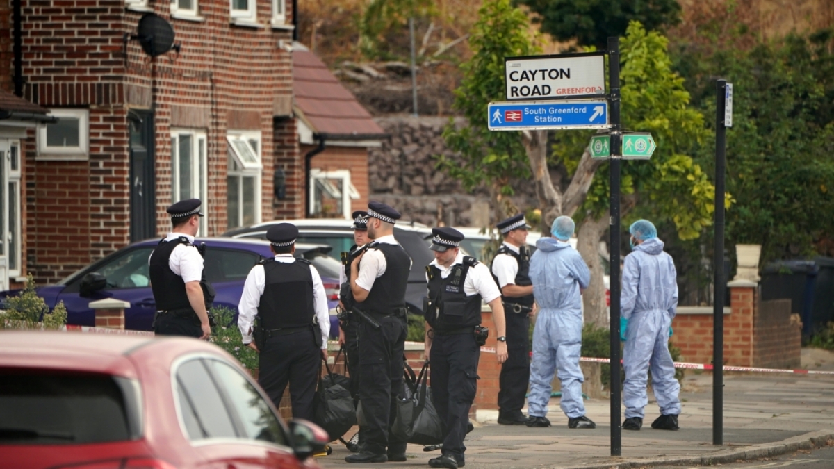 Nach einem t&ouml;dlichen Messer-Angriff auf einen 87-j&auml;hrigen Mann im Westen von London hat die Polizei Ermittlungen aufgenommen. (Foto)