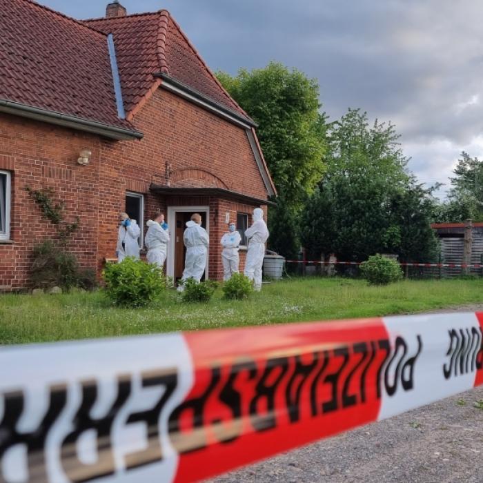 Totes Ehepaar entdeckt! Polizei fahndet nach Tätern