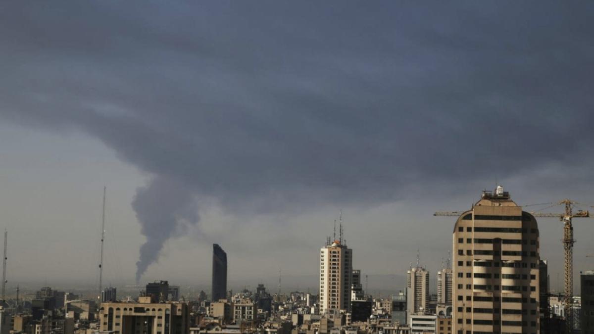 Der Iran feuert weiter Raketen auf Israel ab. Gleichzeitig werden schwere Angriffe in Teheran gemeldet. (Foto)